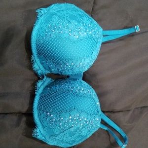 Victoria secrets bra
